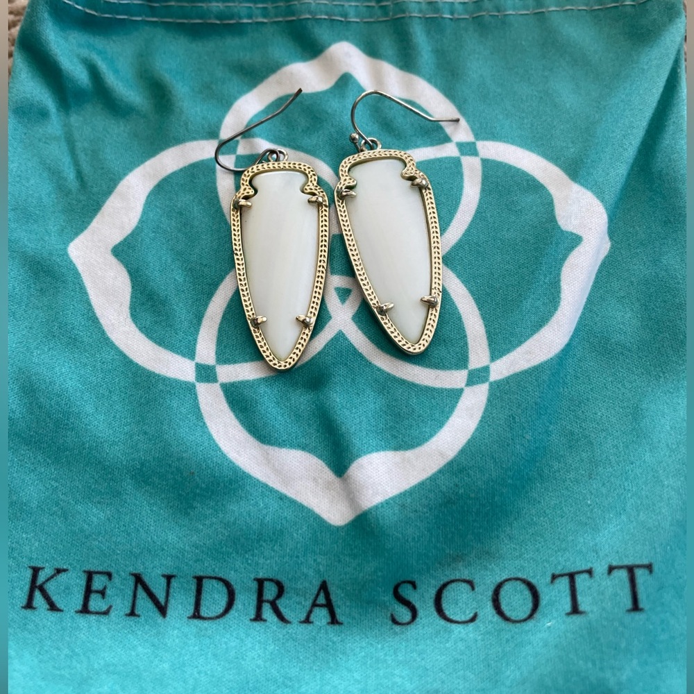 Kendra Scott Skylar Earrings White